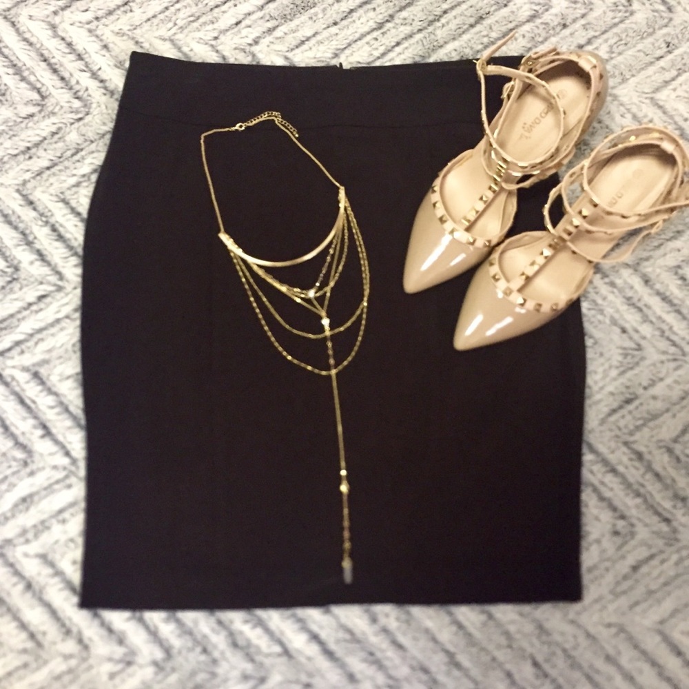 —2 for $20–Black Fitted Pencil Skirt